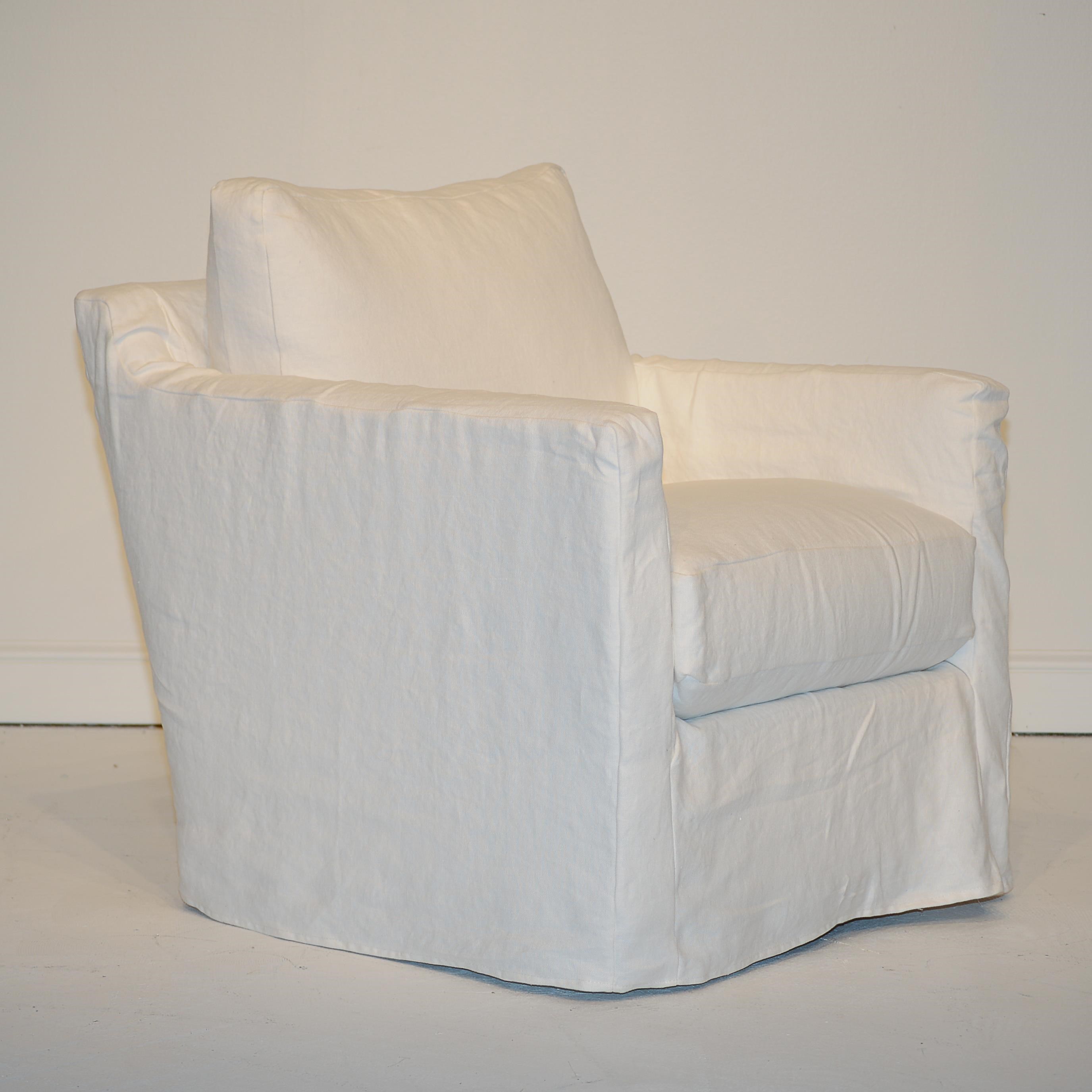 Four seasons outlet swivel chair